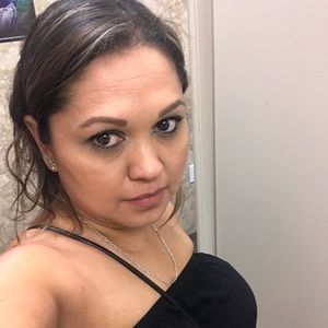 Meet your Posher, Angelina